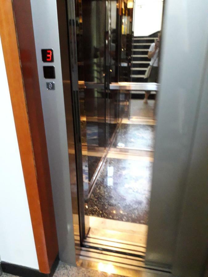 Apartman Dunja Ns 2 Novi Sad Exteriör bild